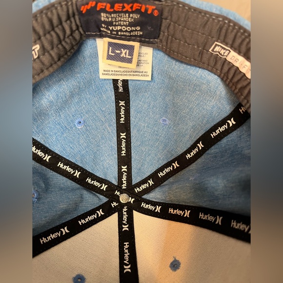 Hurley hat Flex Fit L-XL - Picture 4 of 5